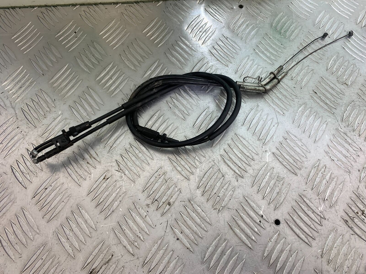 KAWASAKI Z650 ER650 KNFAN THROTTLE CABLES YEAR 2022-2024 (CMB1112)