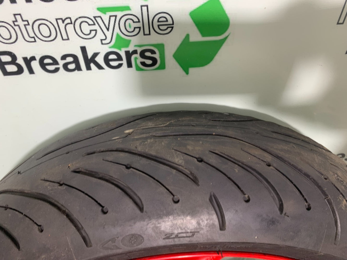 TRIUMPH 675 STREET TRIPLE RX REAR WHEEL  2015- 2017 (CMB1299)