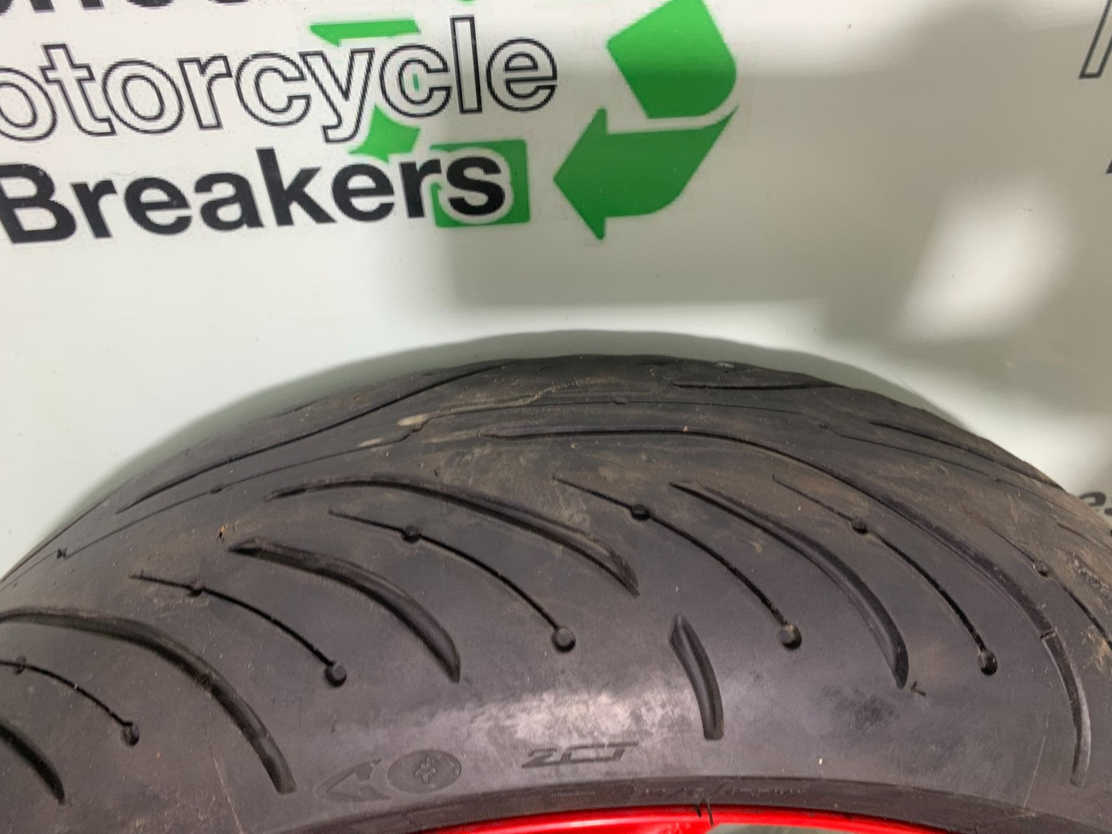 TRIUMPH 675 STREET TRIPLE RX REAR WHEEL  2015- 2017 (CMB1299)