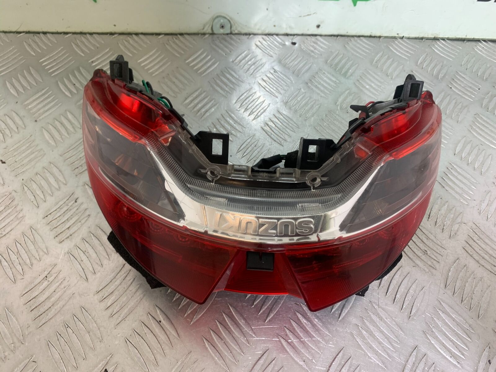 SUZUKI AN400 AN 400 BURGMAN REAR LIGHT YEAR 2017-2024 (CMB1118)