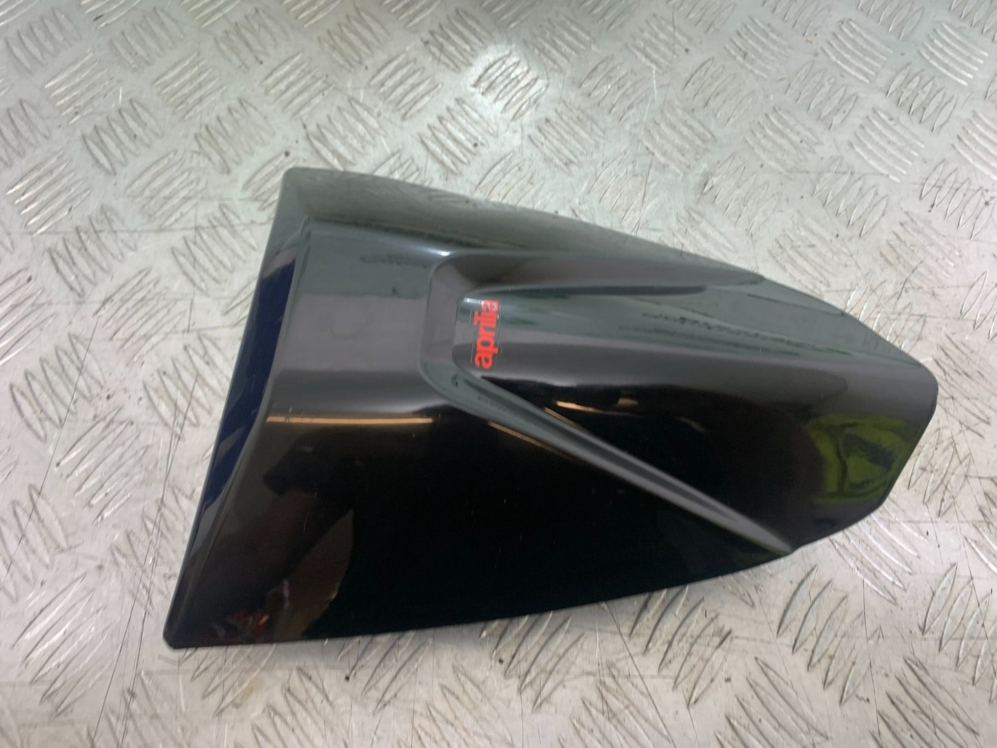 APRILIA RSV1000 R FACTORY MILLE REAR SEAT COWL  2004-09 (CMB1203)