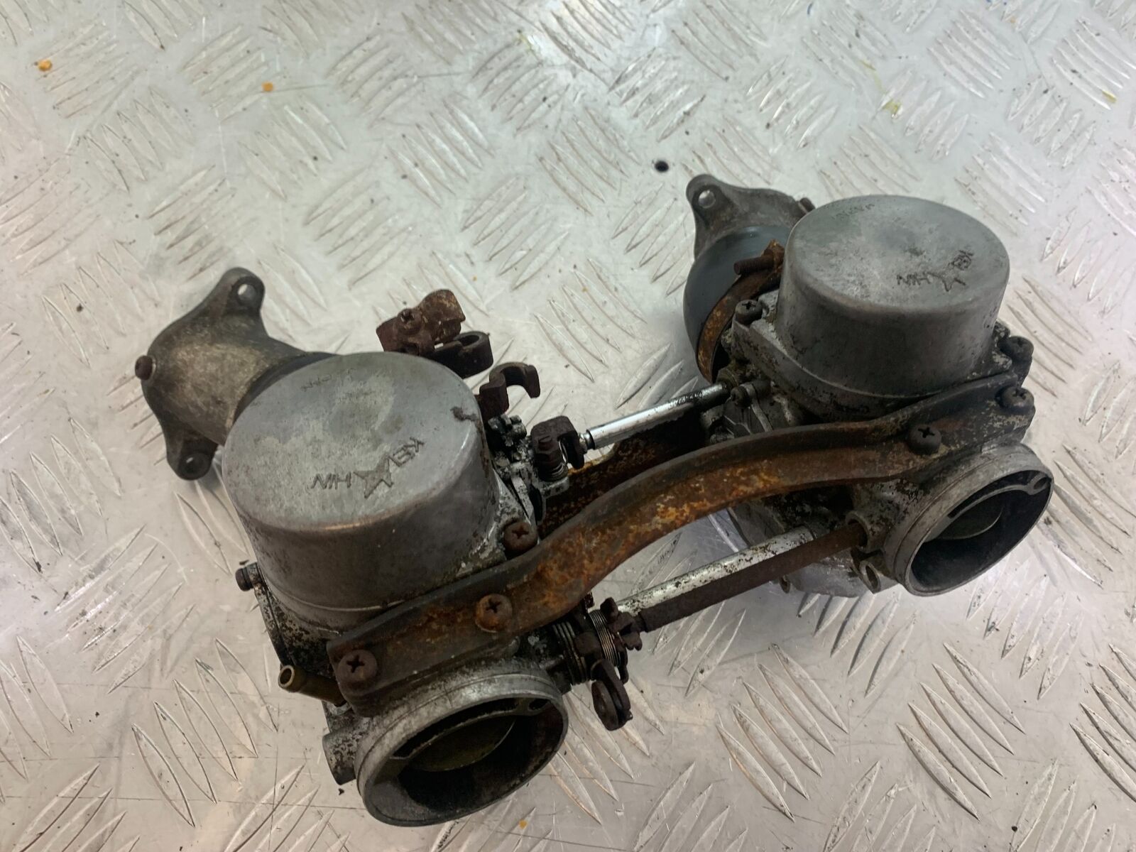 HONDA CX500 CX 500 CARBS  YEAR 1980 (CMB1131)
