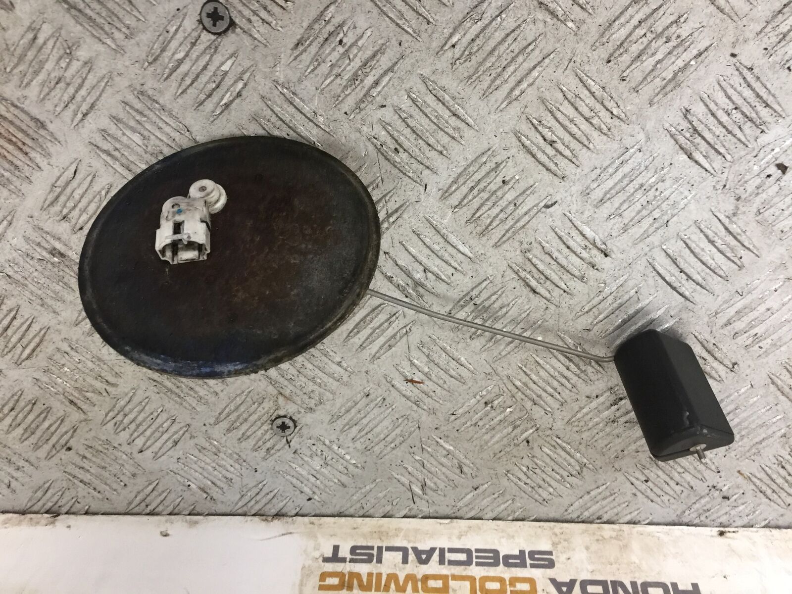 HONDA GL1800 GL 1800 PETROL TANK SENDER YEAR 2004-10 ABS (STOCK 890)