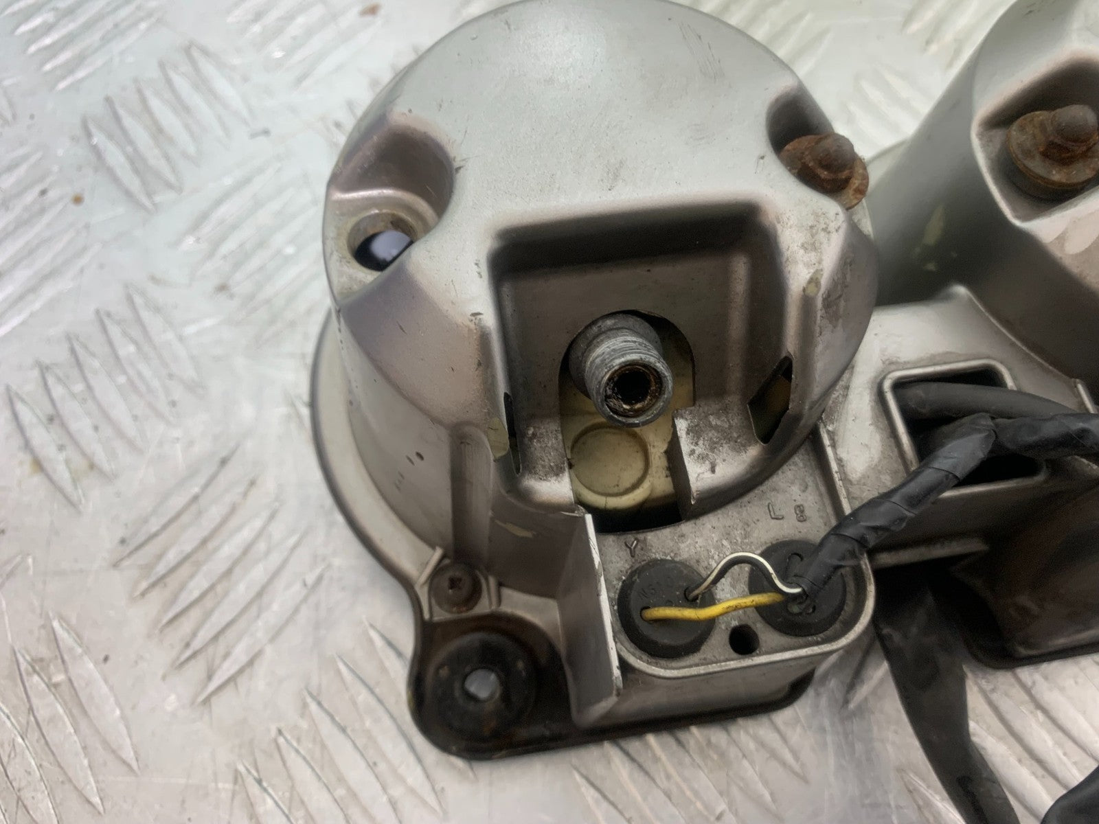 SUZUKI GS500 GS 500 CLOCKS (DAMAGED)  YEAR 2001-2008 (CMB1254)