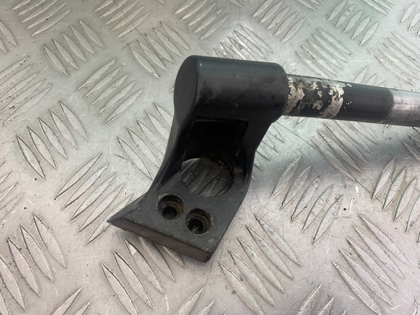 KAWASAKI ZZR1100 D RIGHT HANDLEBAR  YEAR 1993-2001 (CMB1164)