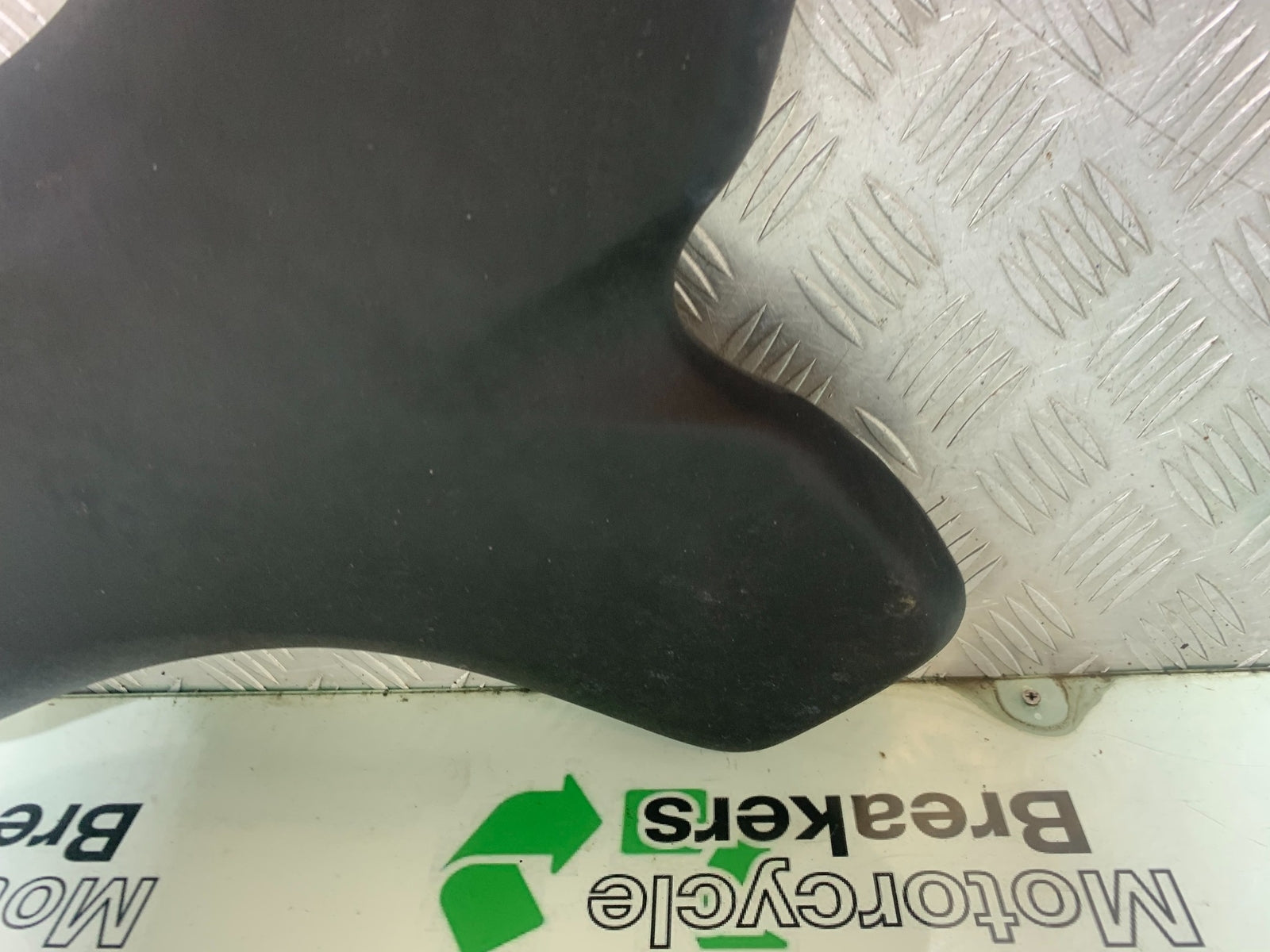 YAMAHA YZF R1 FRONT SEAT   YEAR 2004-2006 (CMB1155)