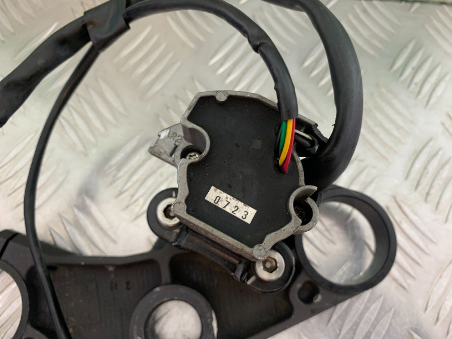 SUZUKI GSXR1000 GSXR 1000 ECU LOCKS KEY   2009-2016 (CMB1049)