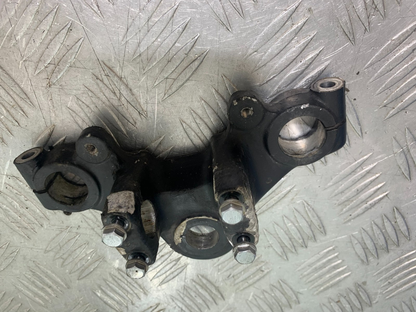 HONDA CG125 CG 125 TOP YOKE   YEAR 1998-2000 (CMB1282)