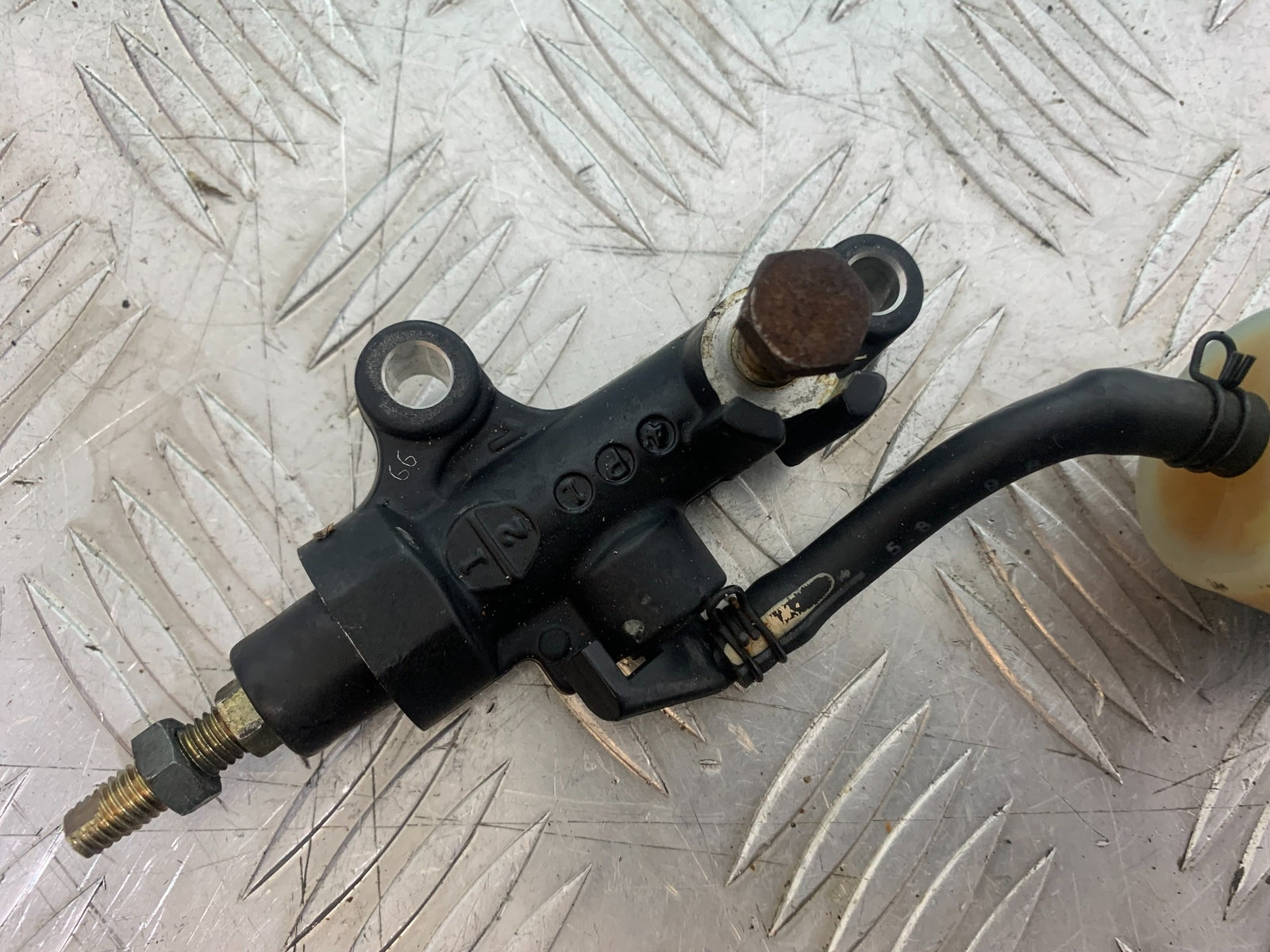 YAMAHA YZF R1 REAR BRAKE MASTER CYLINDER   YEAR 2004-2006 (CMB1155)