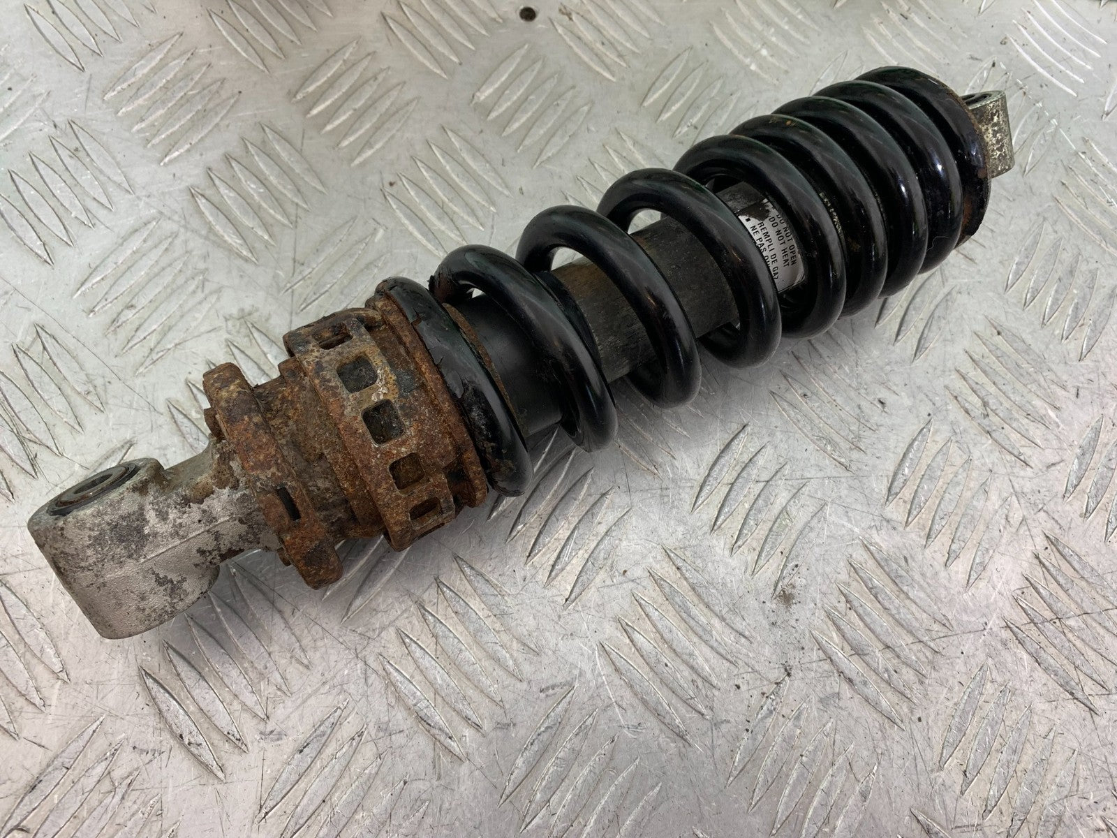 HONDA XL125 VARADERO REAR SHOCK  YEAR 2001-2006  (CMB1304)