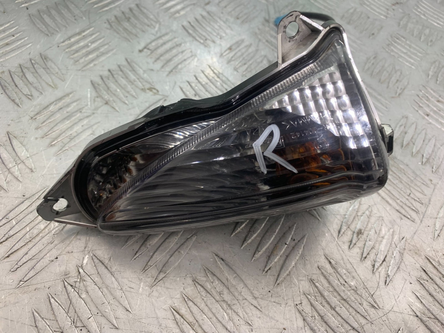 HONDA NT 700 V DEAUVILLE RIGHT INDICATOR  YEAR 2006-2010 (CMB1298)