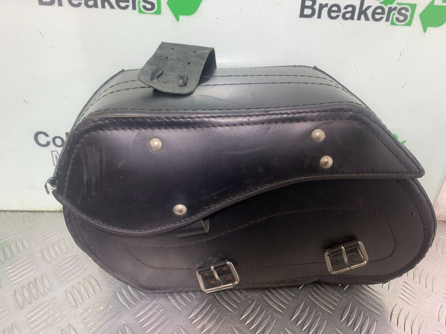 SUZUKI INTRUDER VL800 C800 LEFT SADDLE BAG  YEAR 2012-16 (CMB1039)