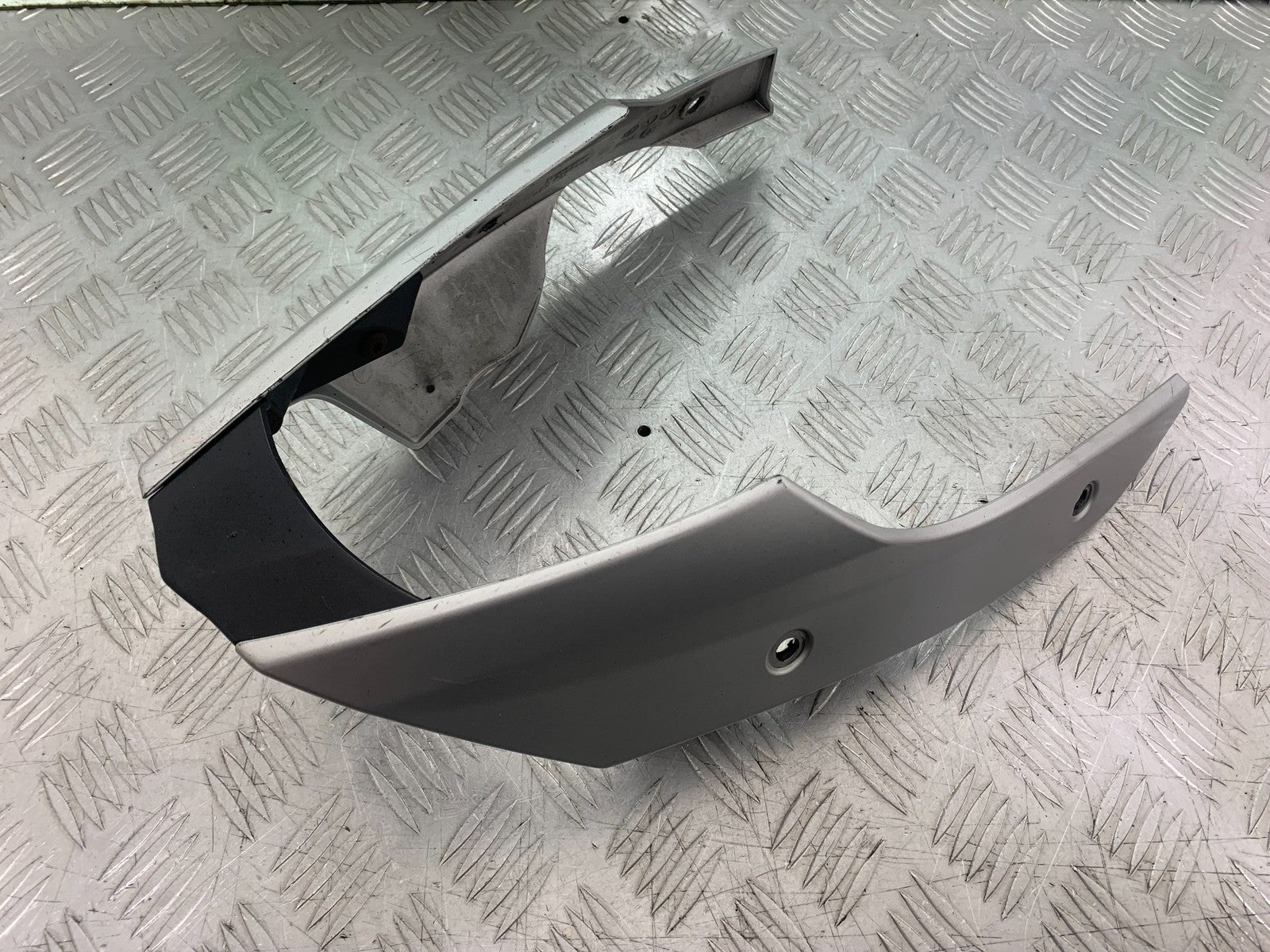 TRIUMPH 675 STREET TRIPLE RX BELLYPAN 2015-2017 (CMB1299)