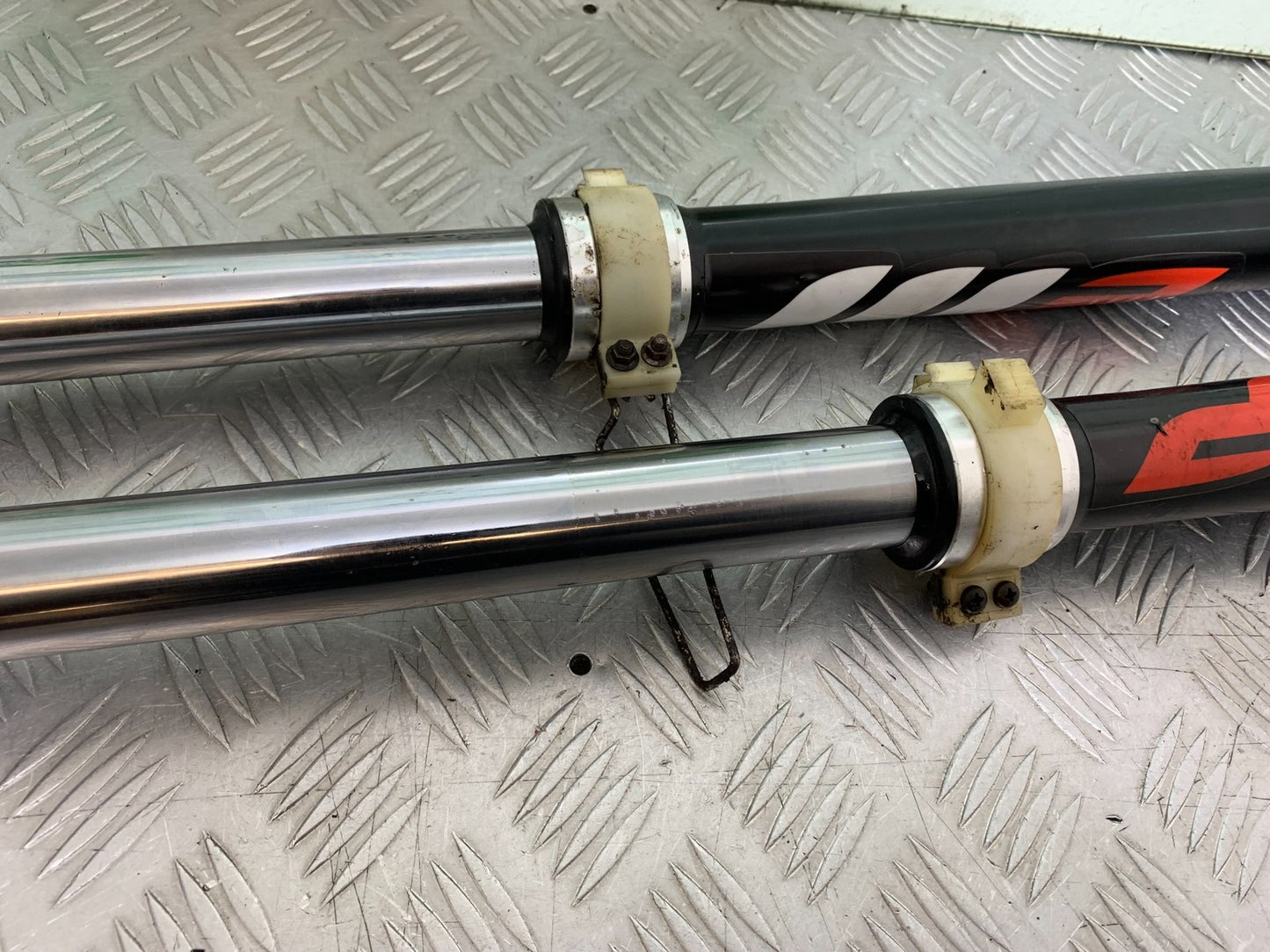 QINGQI QM125 GY-2B FORKS  YEAR 2016 (CMB1228)