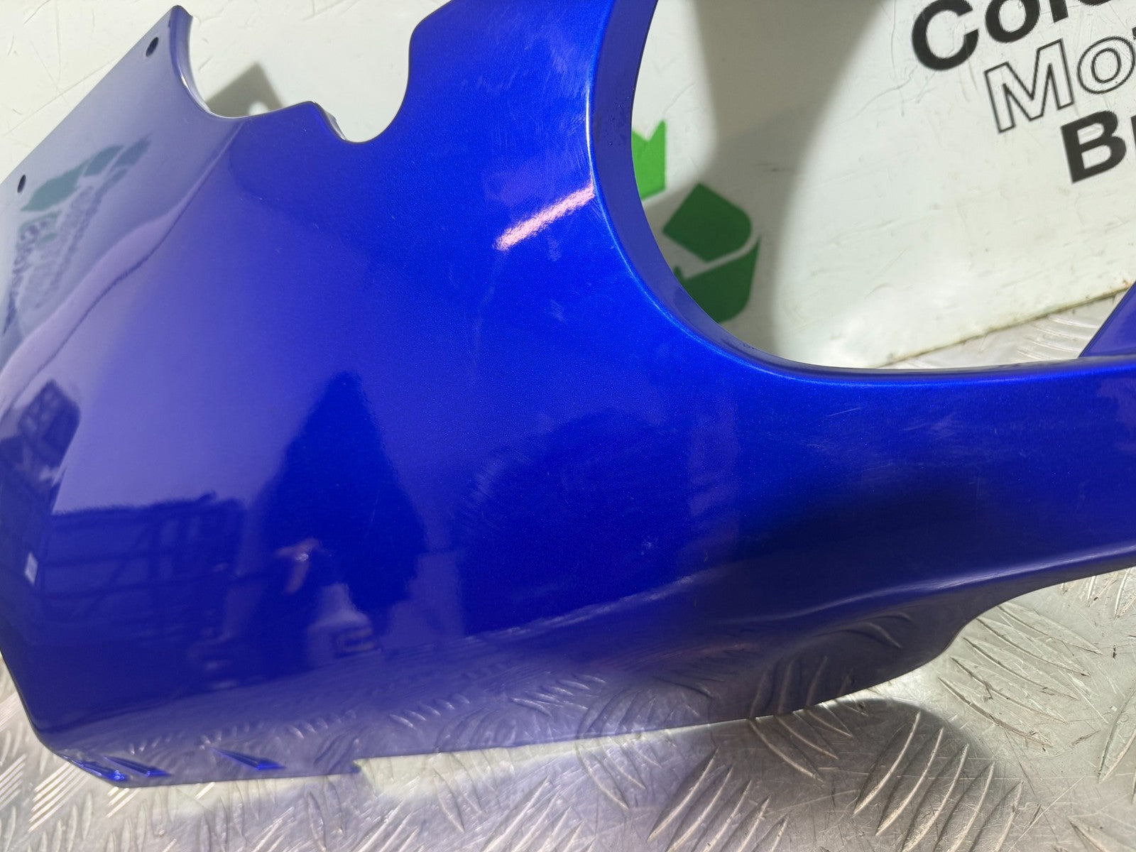 SUZUKI GSX750F GSX 750 F LEFT LOWER FAIRING COWL YEAR 1998 - 2005
