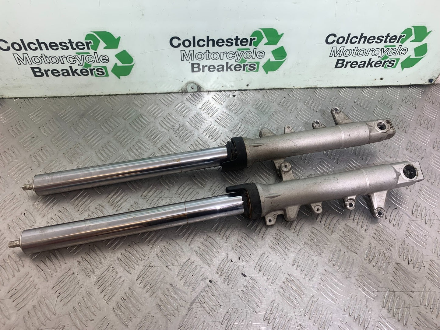 SUZUKI GSR600 GSR 600 FORKS  2006-2010 (CMB1177)
