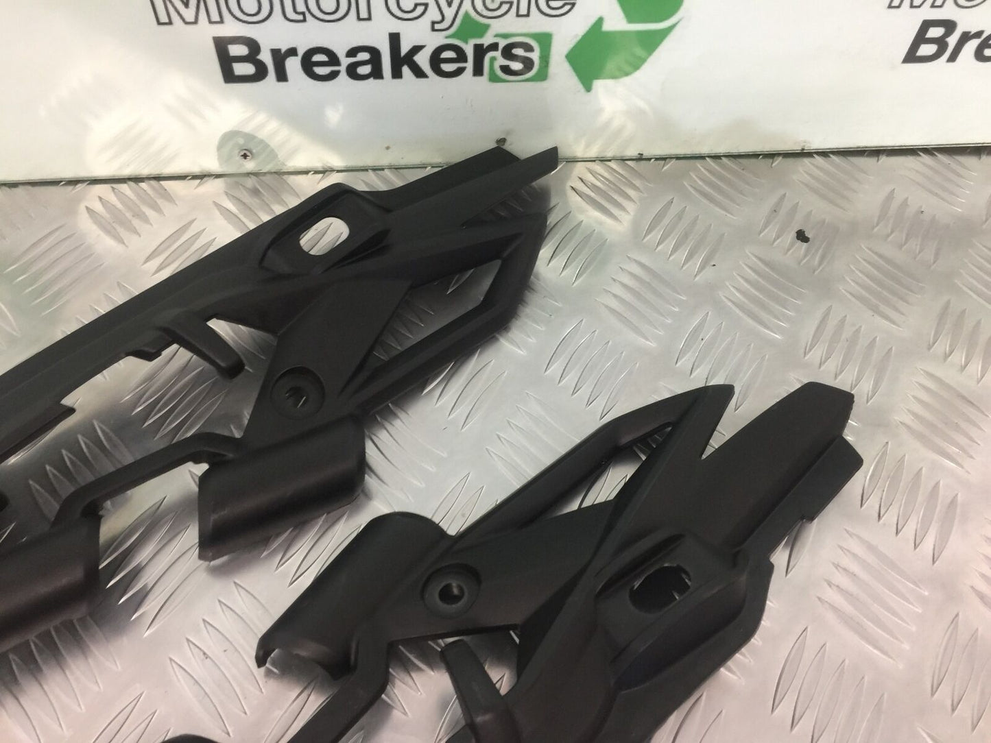 TRIUMPH TIGER 800 XRT LEFT & RIGHT SIDE INFILLS   YEAR 2015-2017  (STOCK 920)