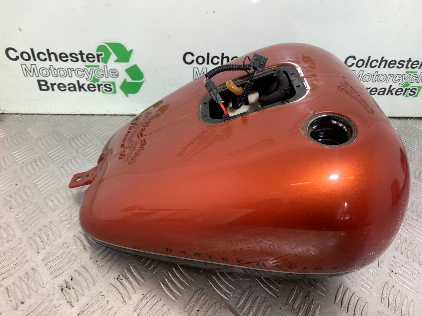 HARLEY DAVIDSON FXS BLACKLINE 1585 PETROL TANK   YEAR 2012 (CMB1147)