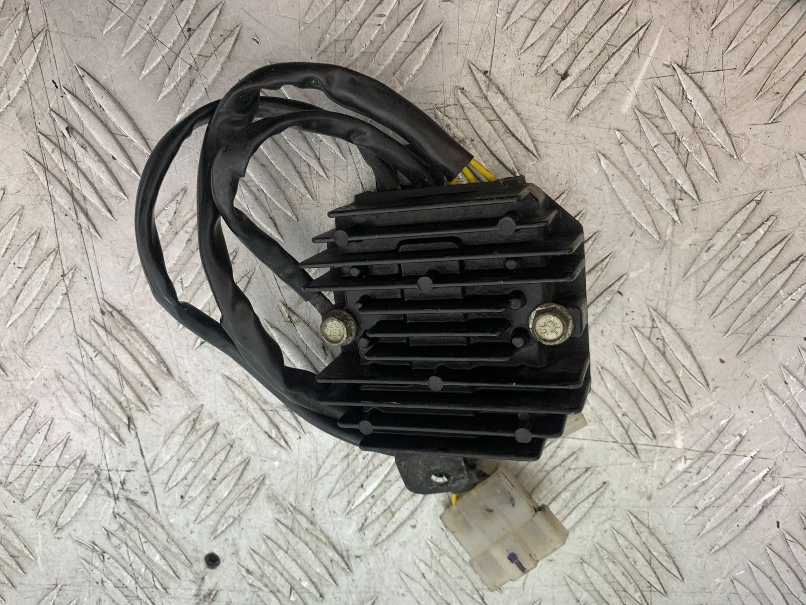 KTM DUKE 125 REGULATOR   YEAR 2012-2016 (CMB1317)