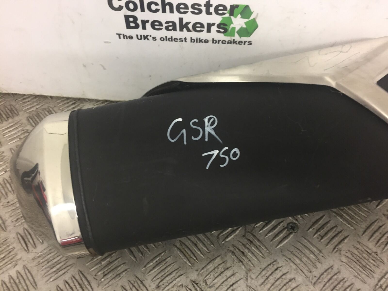 SUZUKI GSR750 GSR 750 SILENCER  YEAR 2012