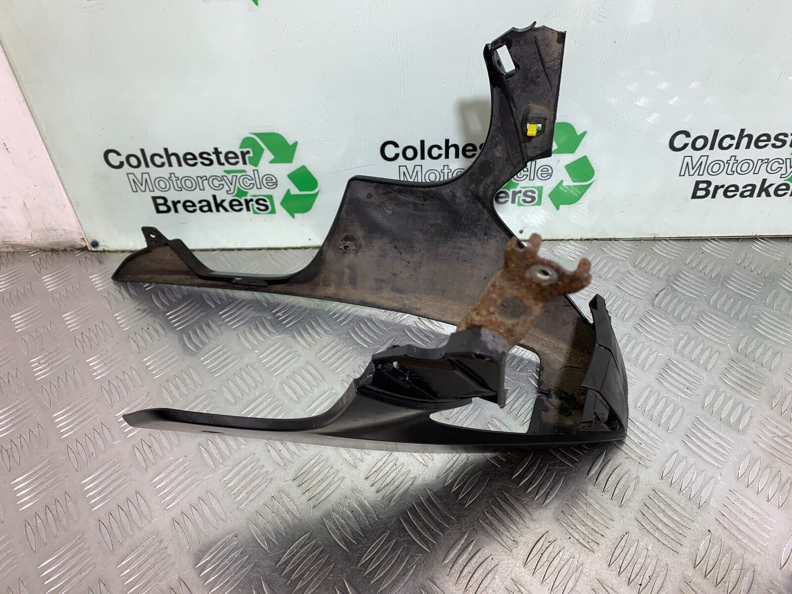 HONDA CBR500R CBR 500 R BELLYPAN YEAR 2012-16 (CMB1048)