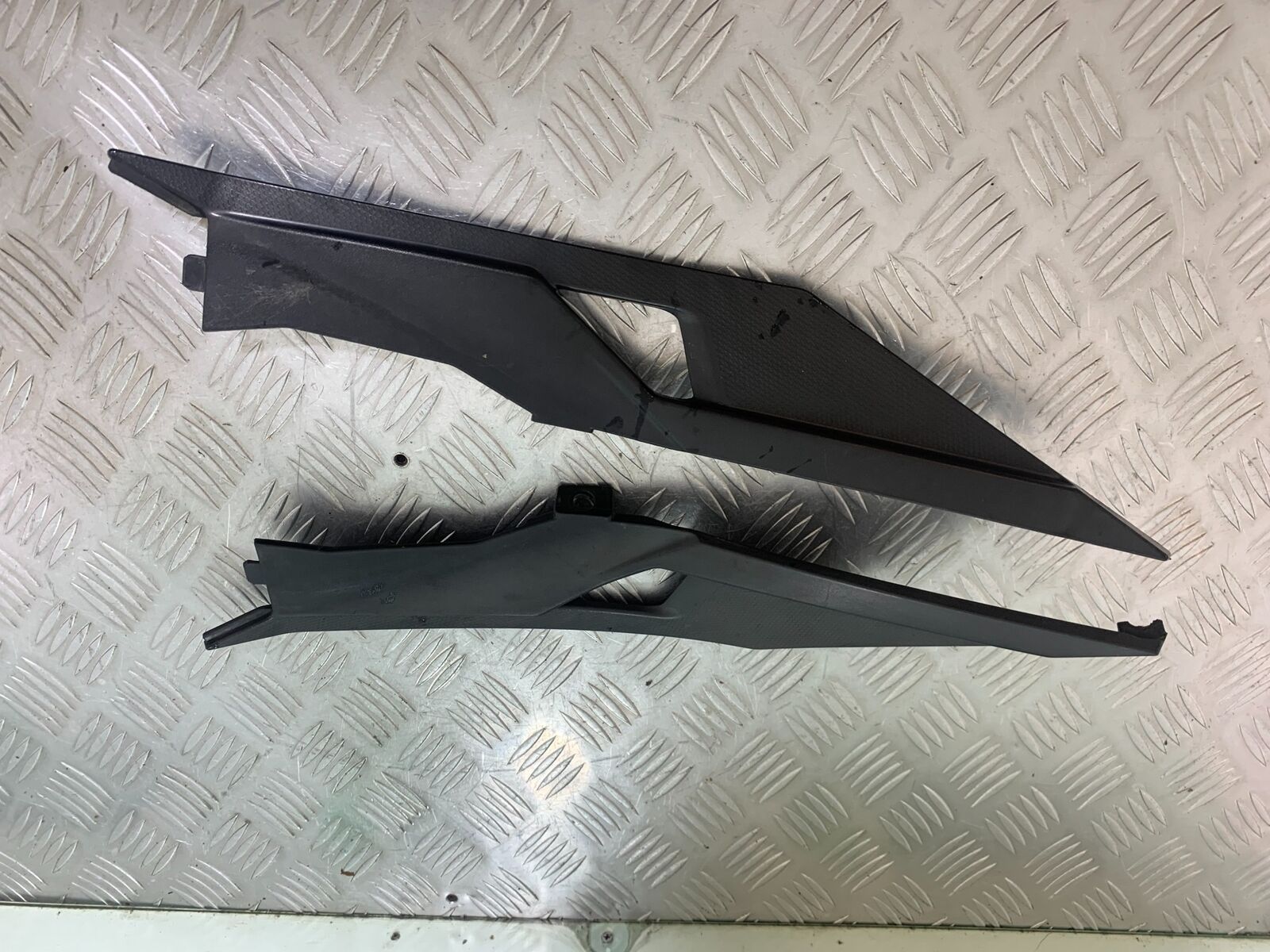 APRILIA 650 PAGASO STRADA LEFT & RIGHT SIDE INFILLS  YEAR 2005-2010 (CMB1057)