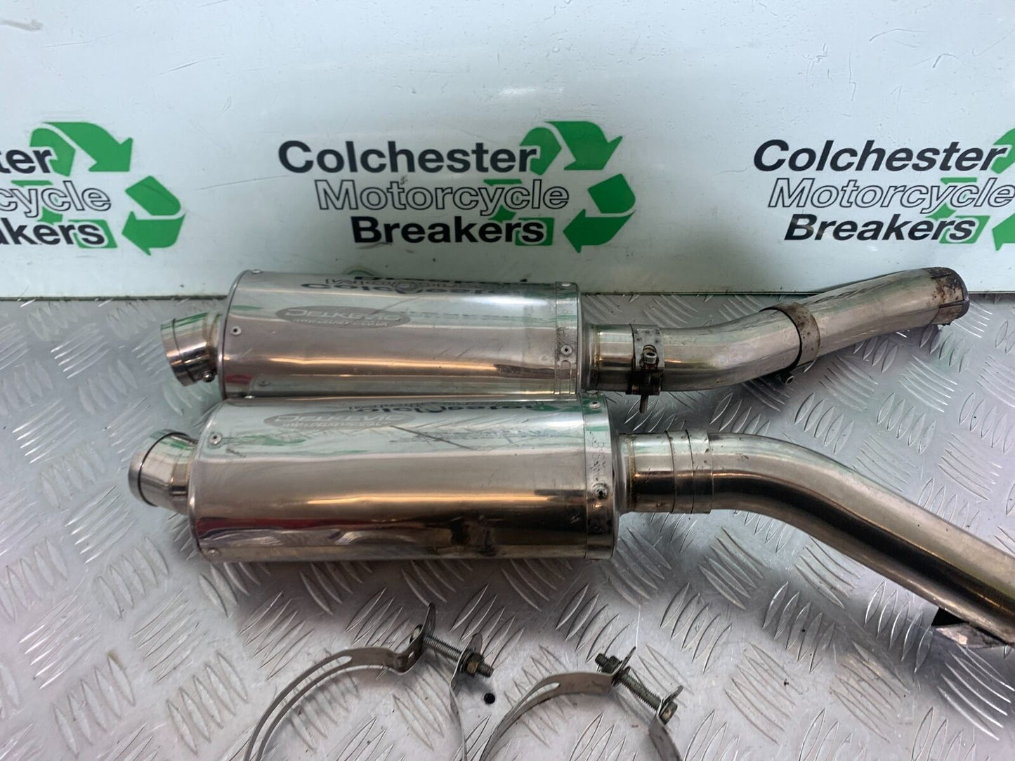 YAMAHA XJR1300 XJR 1300 DELKEVIC SILENCERS   YEAR 1999-2003 (CMB1055)