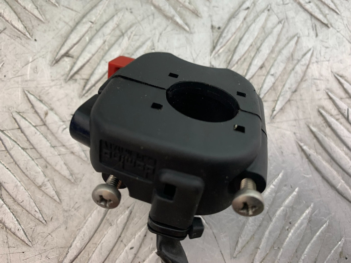 APRILIA TUONO 1000 V4R RIGHT SWITCH GEAR YEAR 2011-13  (CMB1316)
