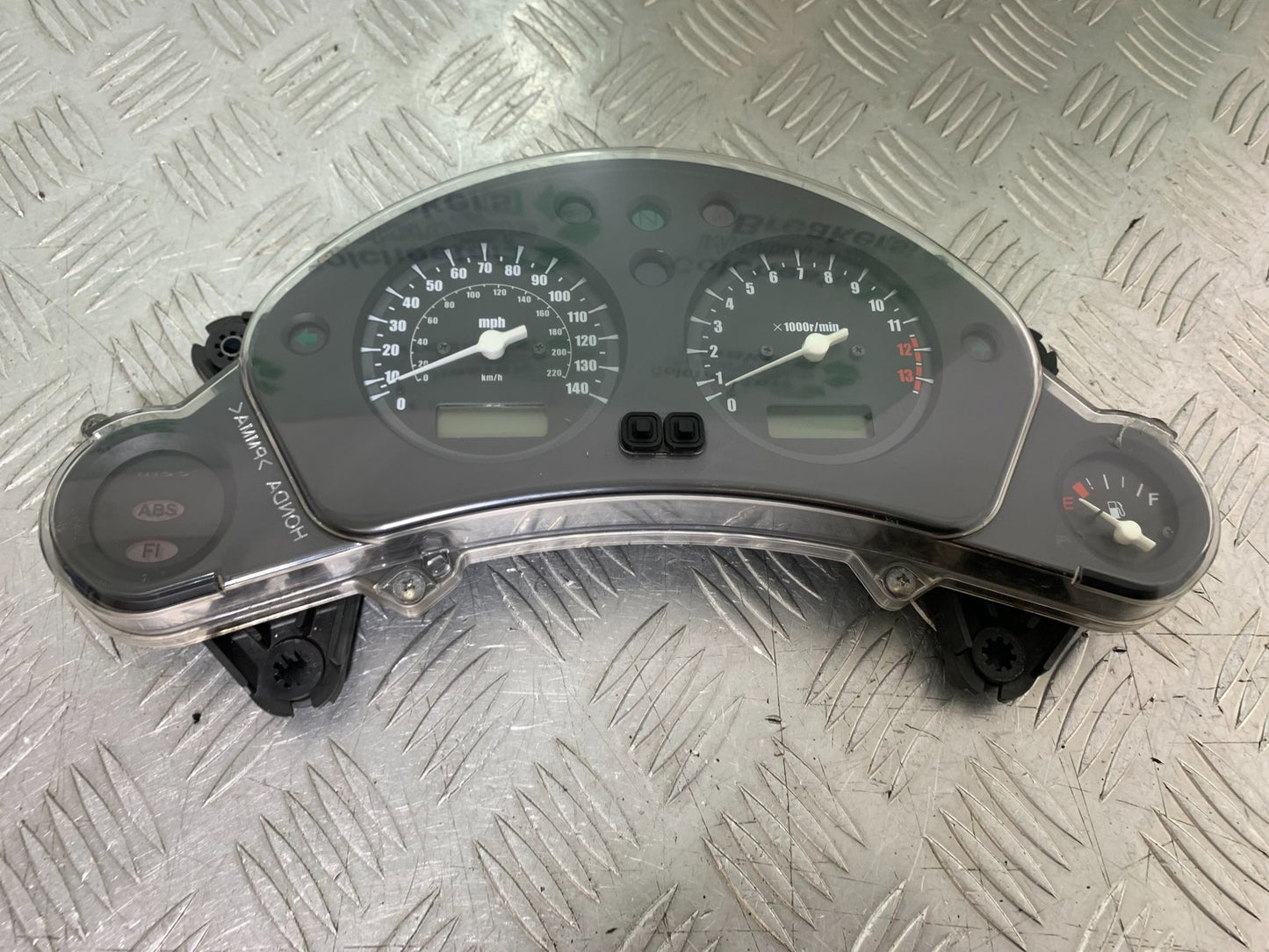 HONDA CBF600 CBF 600 CLOCKS SPEEDO DASH  YEAR 2004 -07 (CMB1247)