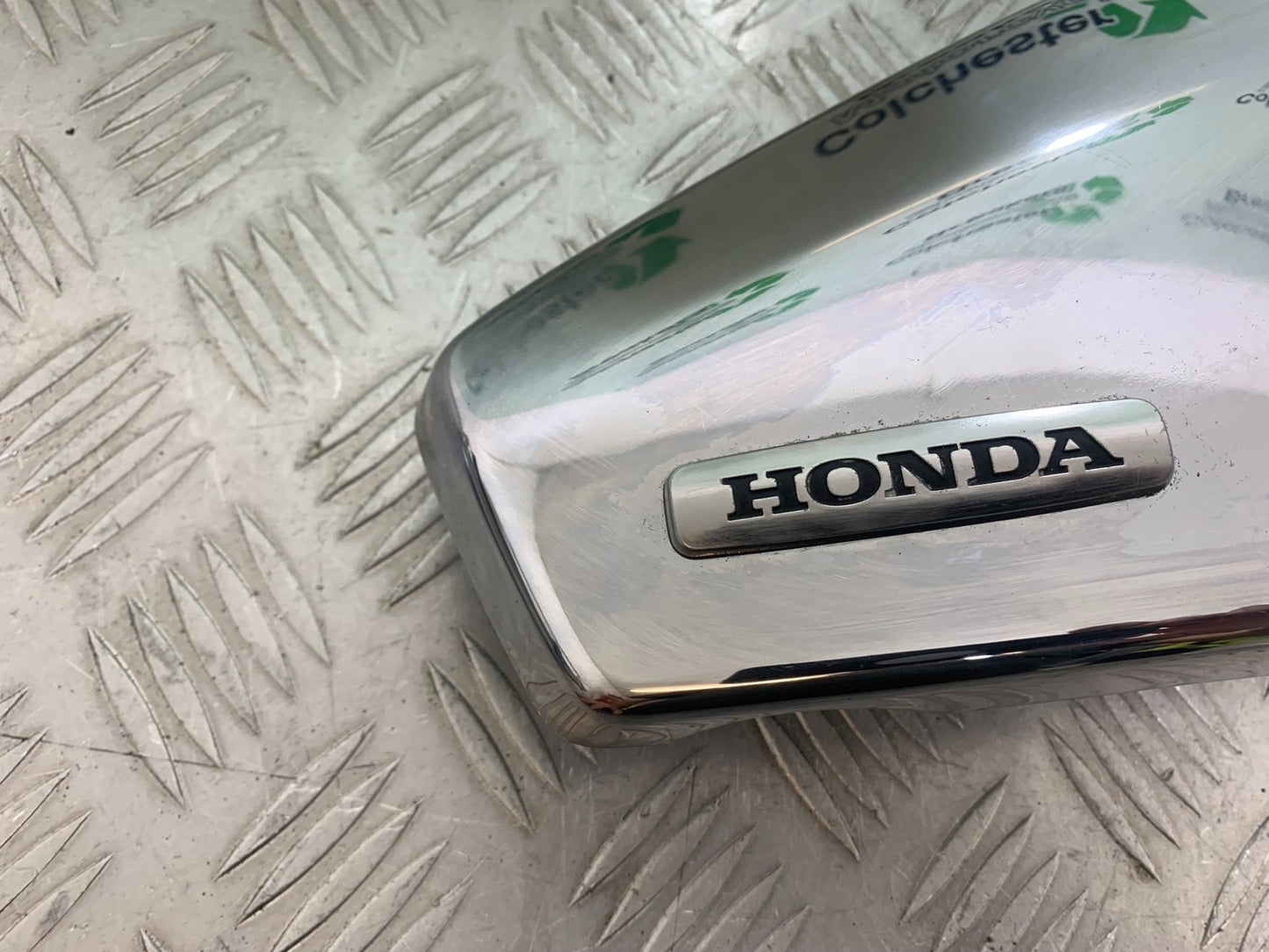 HONDA VTX1300 S-6 RIGHT SEAT PANEL   YEAR 2004-09 (CMB1159)