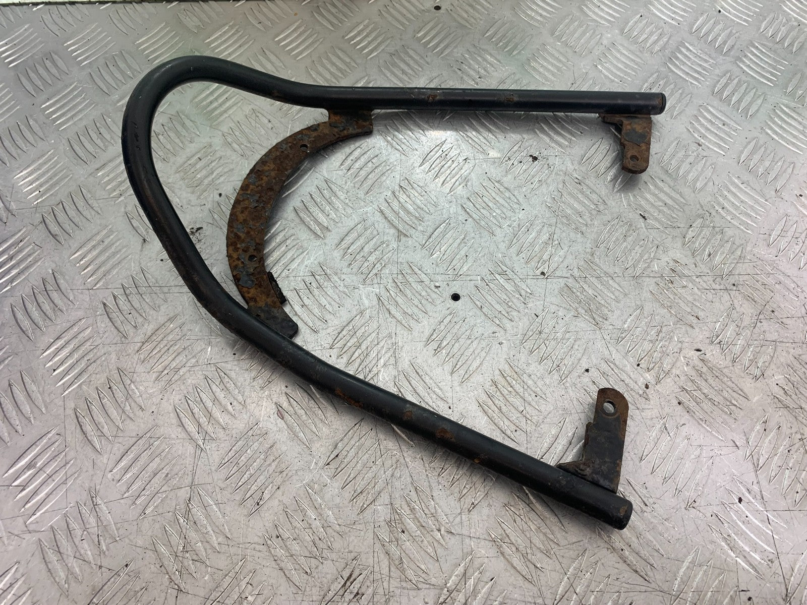 KAWASAKI Z750 Z 750 GRAB RAIL   YEAR 2004-2006  (CMB1234)