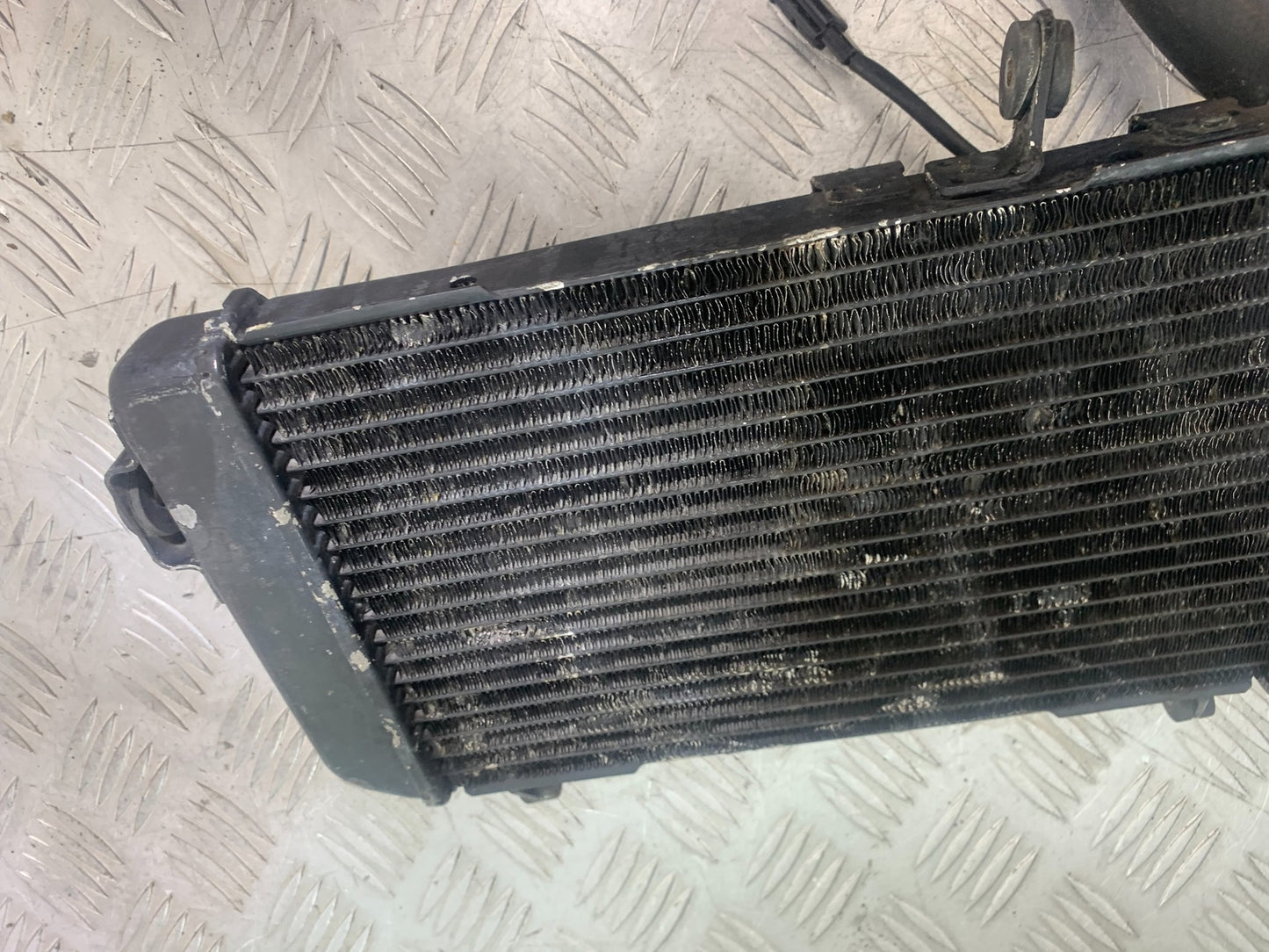 SUZUKI SV650 SV 650 mk1 RADIATOR    YEAR 1999-2002 (CMB1160)