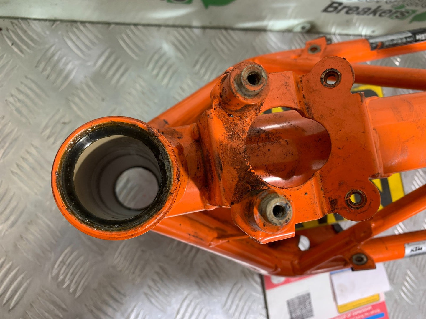 KTM 690 DUKE R LC4 CHASSIS FRAME REG LOG BOOK YEAR 2012-2015  (CMB1180)