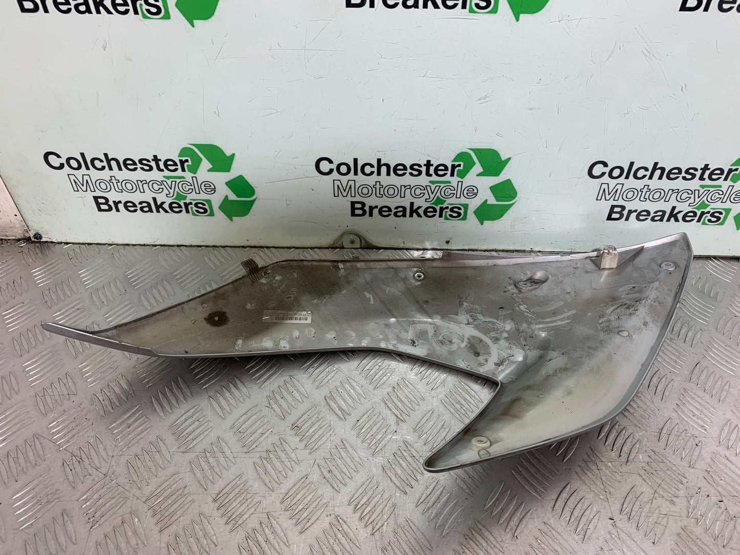BMW F800 GT RIGHT FAIRING PANEL  YEAR 2013-2017 (CMB1248)