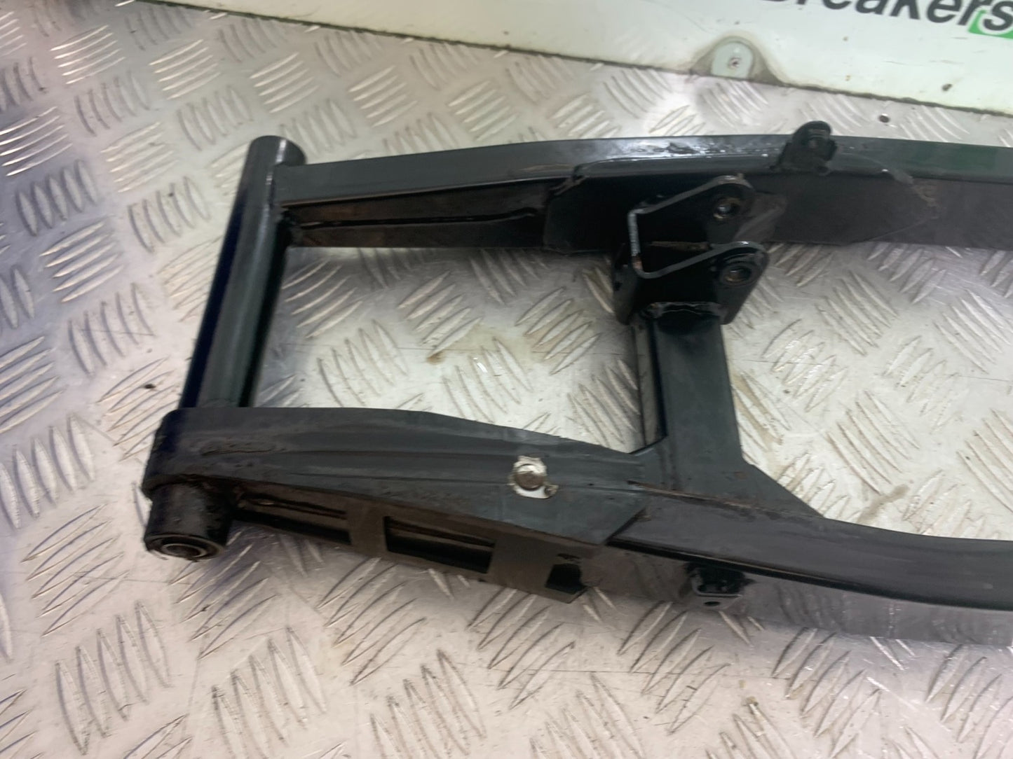 BENELLI BN125 BN 125 SWINGARM  YEAR 2018-2021 (CMB1245)