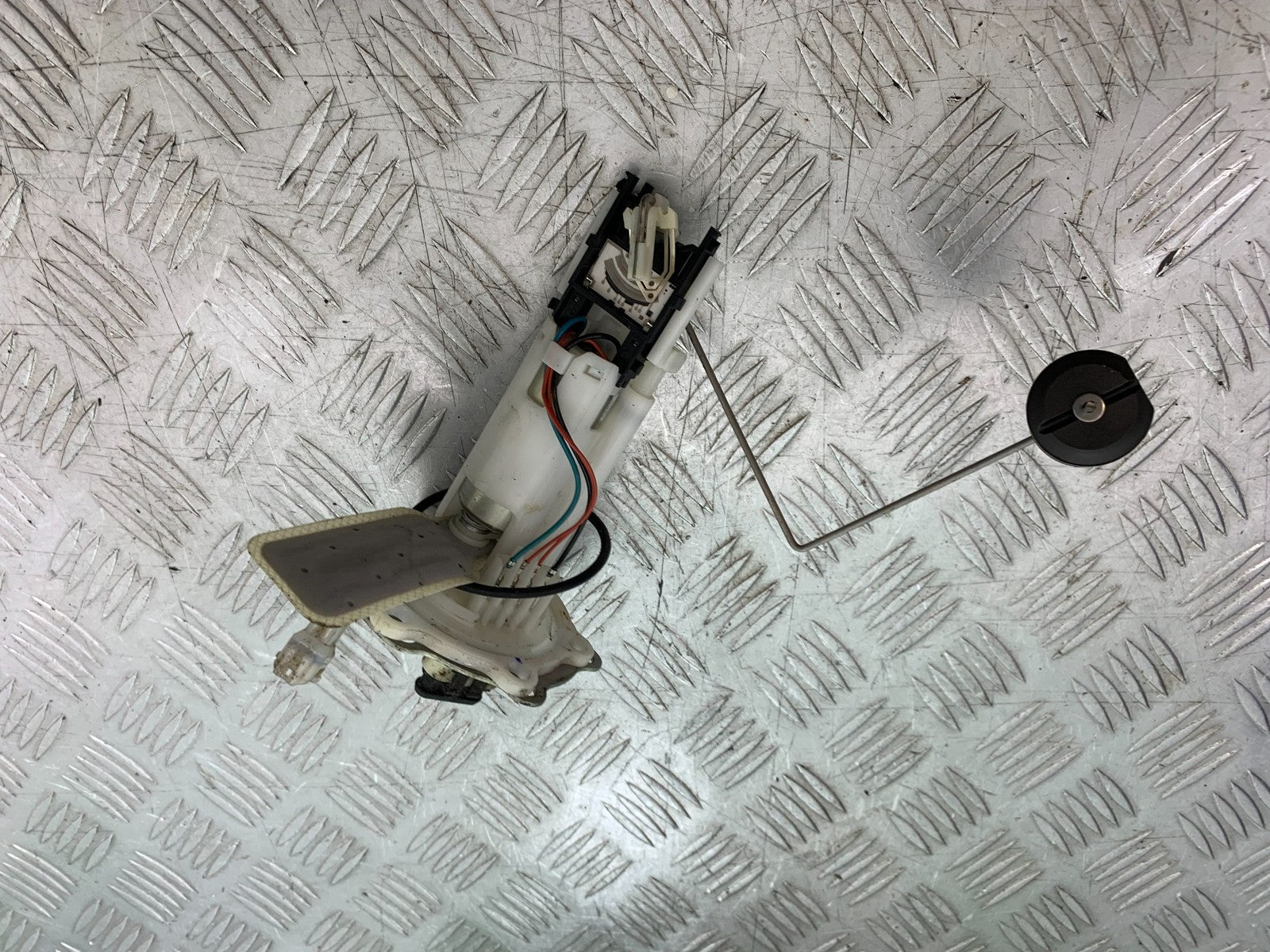 KTM DUKE 125 PETROL PUMP  YEAR 2017-2022 (CMB1274)