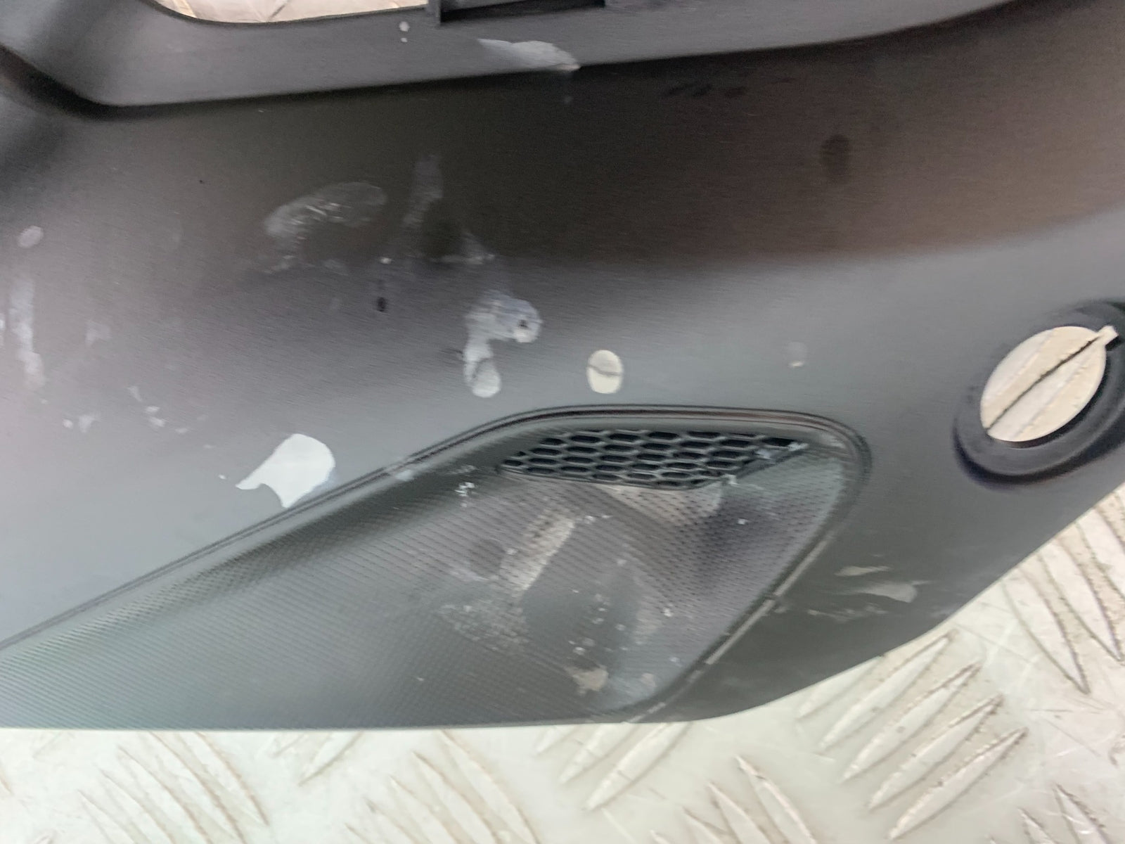 TRIUMPH TRIDENT 660 SIDE PANEL  YEAR 2021-2024 (CMB1148)