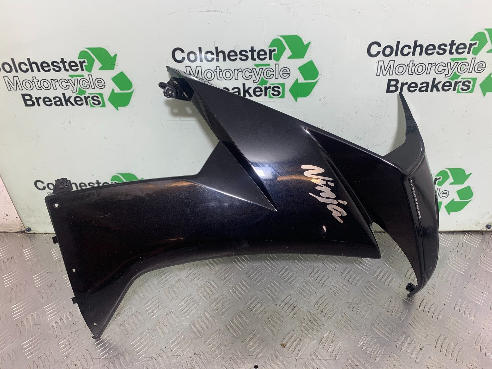 KAWASAKI ZX10R ZX10 R RIGHT FAIRING PANEL  2008-2010 (CMB1206)