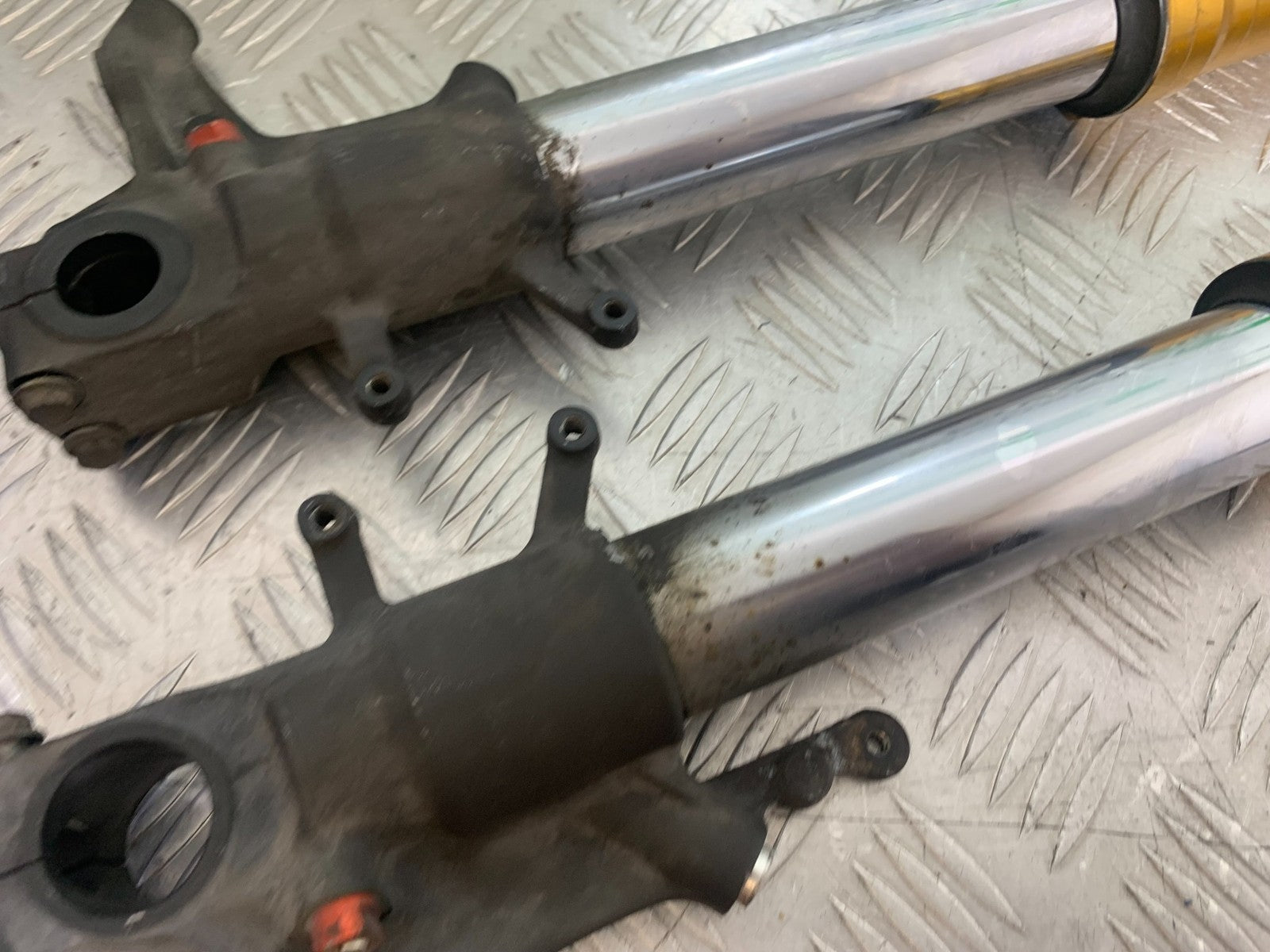SUZUKI DL1000 V-STROM FORKS  YEAR 2014-2019 (CMB1325)