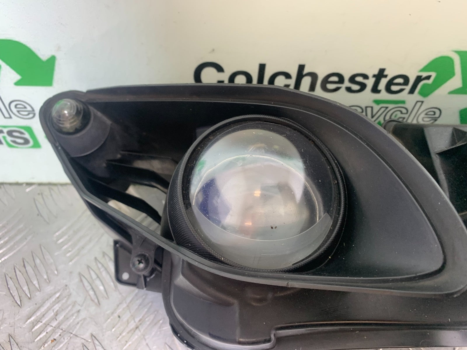 YAMAHA YZF R1 14 B BIG BANG HEADLIGHT   2009-14 (CMB1175)