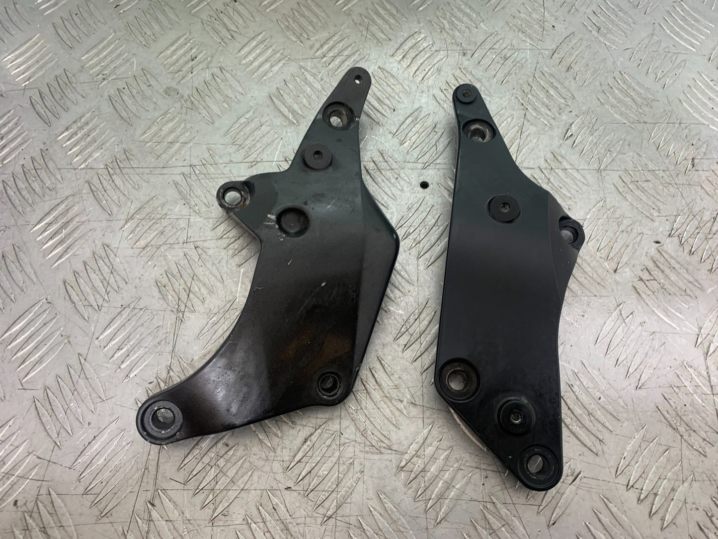 KAWASAKI ZX10R ZX10 R ENGINE MOUNTS    2008-2010 (CMB1206)
