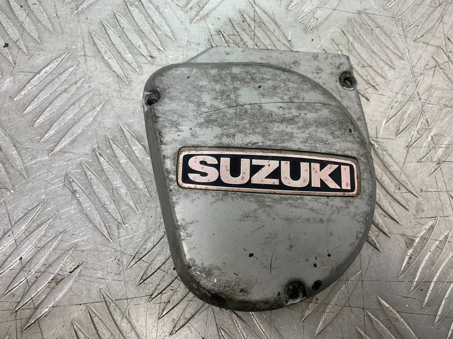 SUZUKI GP100 GP 100 CARB COVER  YEAR 1978-1988 (CMB1259)