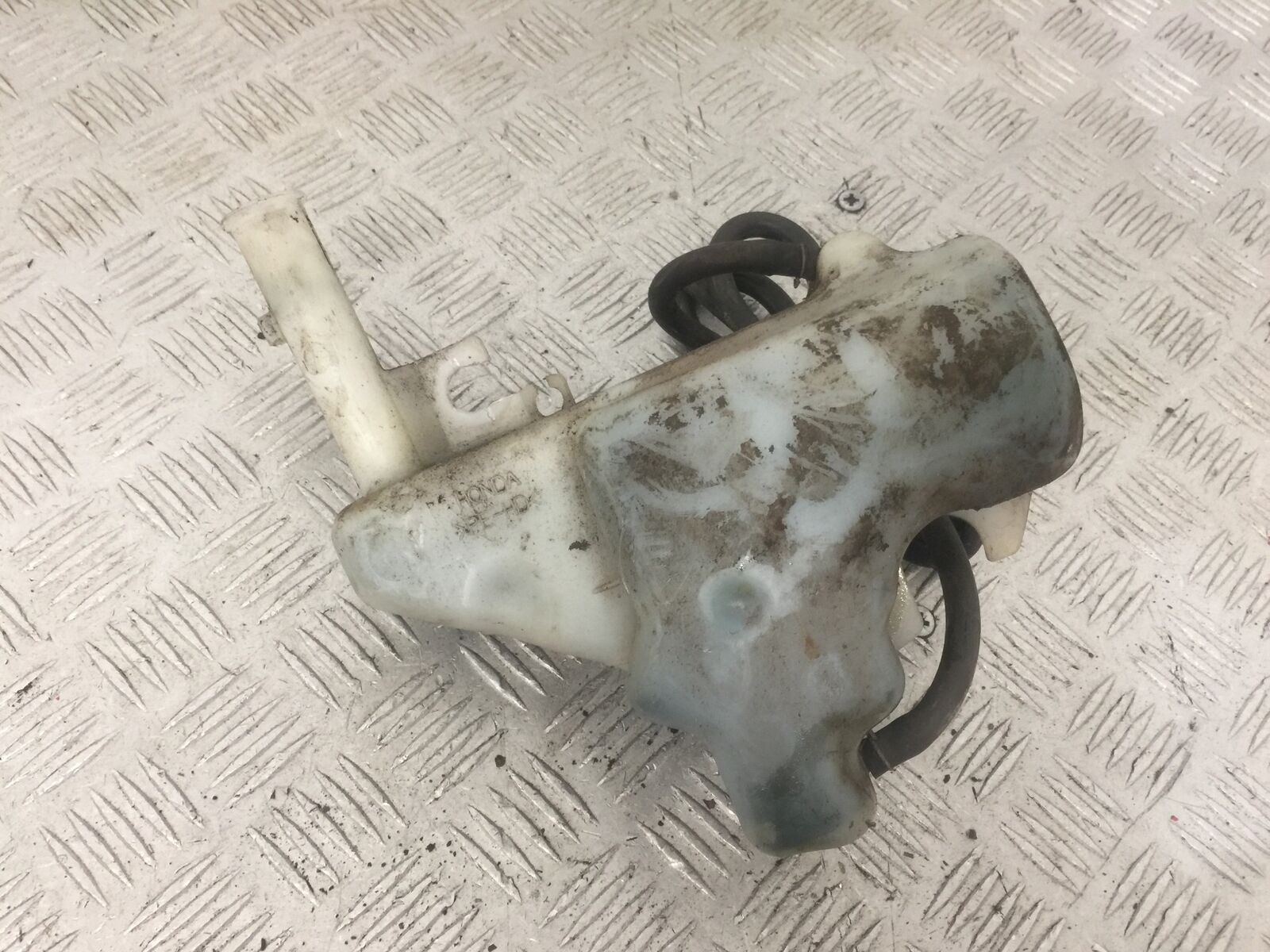 HONDA CBR1100 BLACKBIRD THERMOSTAT  YEAR 1996-1998 (STOCK 862)