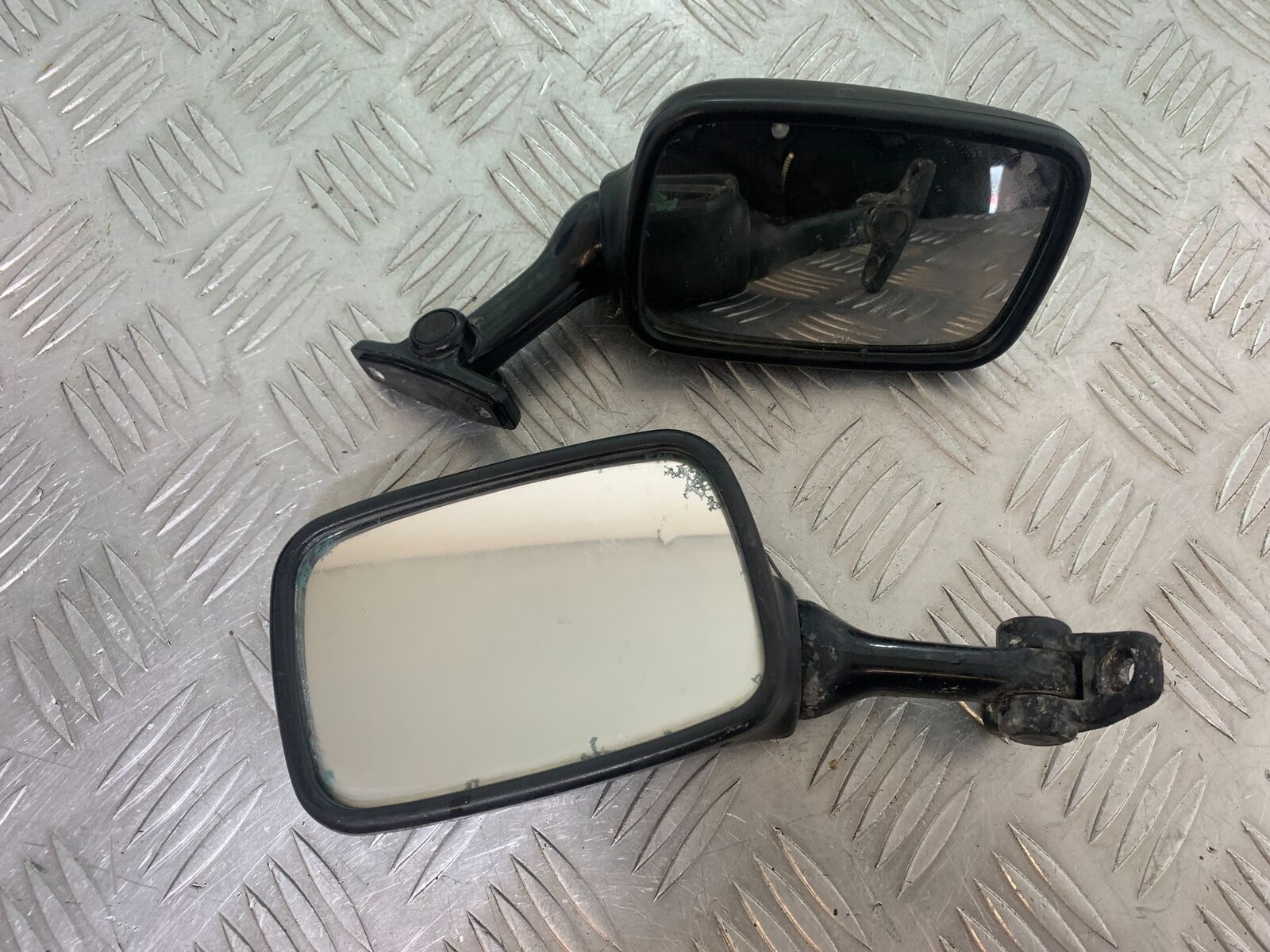 YAMAHA YZF600 YZF 600 THUNDERCAT MIRROS   1996-2003 (CMB1134)