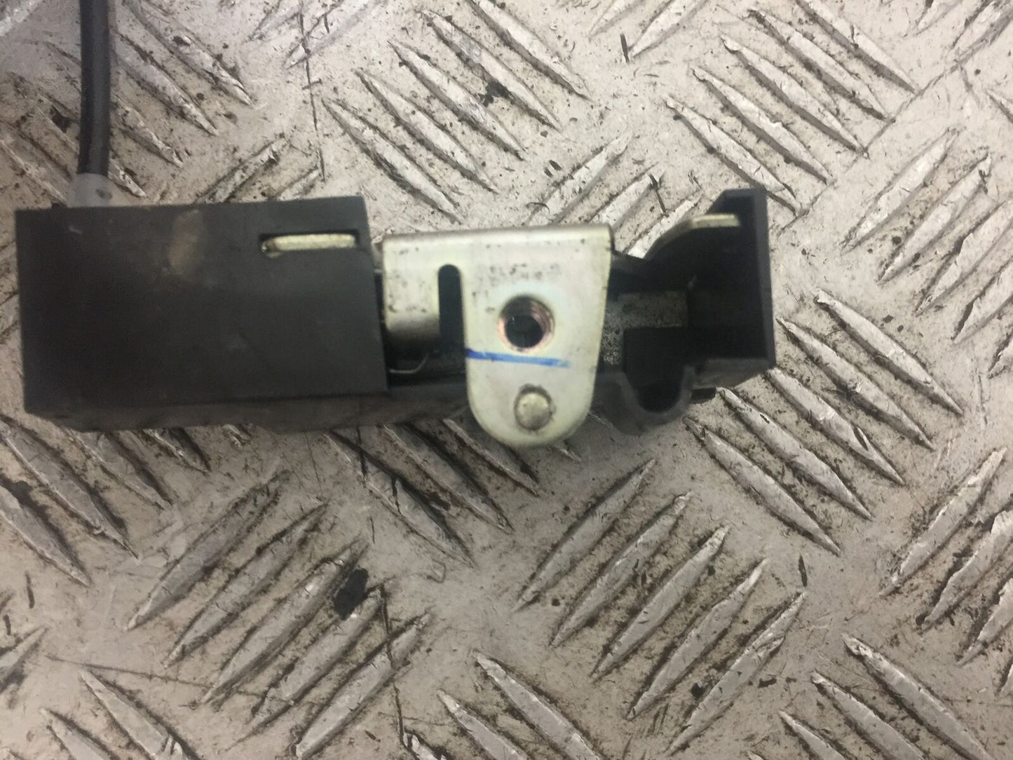 HONDA CB650 R CB 650 R SEAT LOCK  YEAR 2019-2021 (STOCK 776)