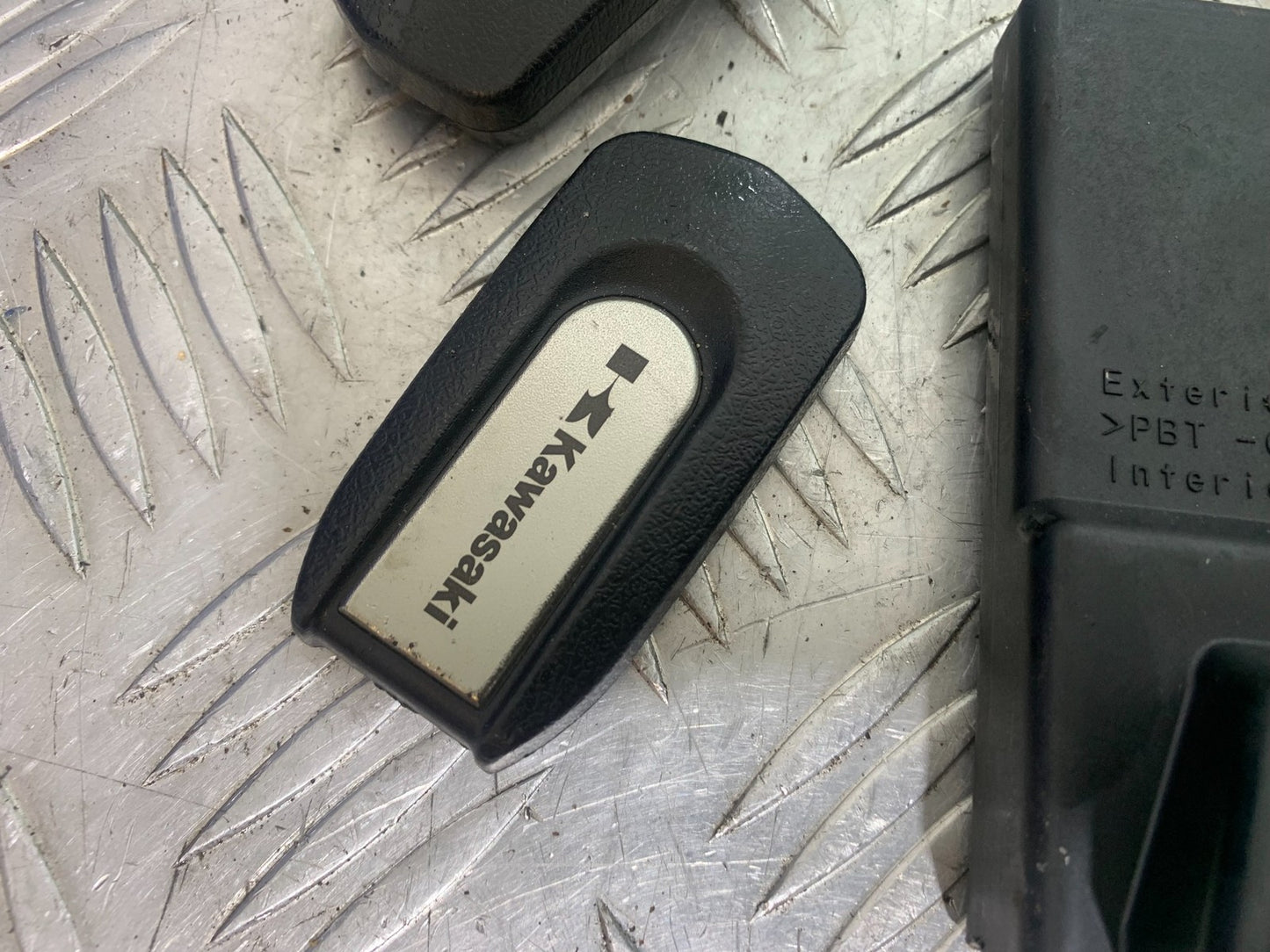 KAWASAKI GTR1400 GTR 1400 ECU LOCKS KEYS YEAR 2007-2009 (CMB1174)