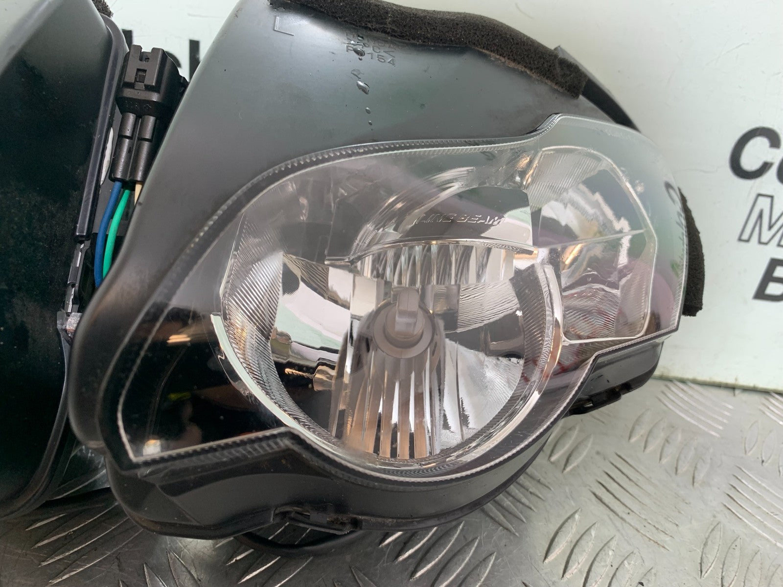 HONDA CBR1000 RR CBR1000RR FIREBLADE HEADLIGHT 2008-2011 (CMB1179)