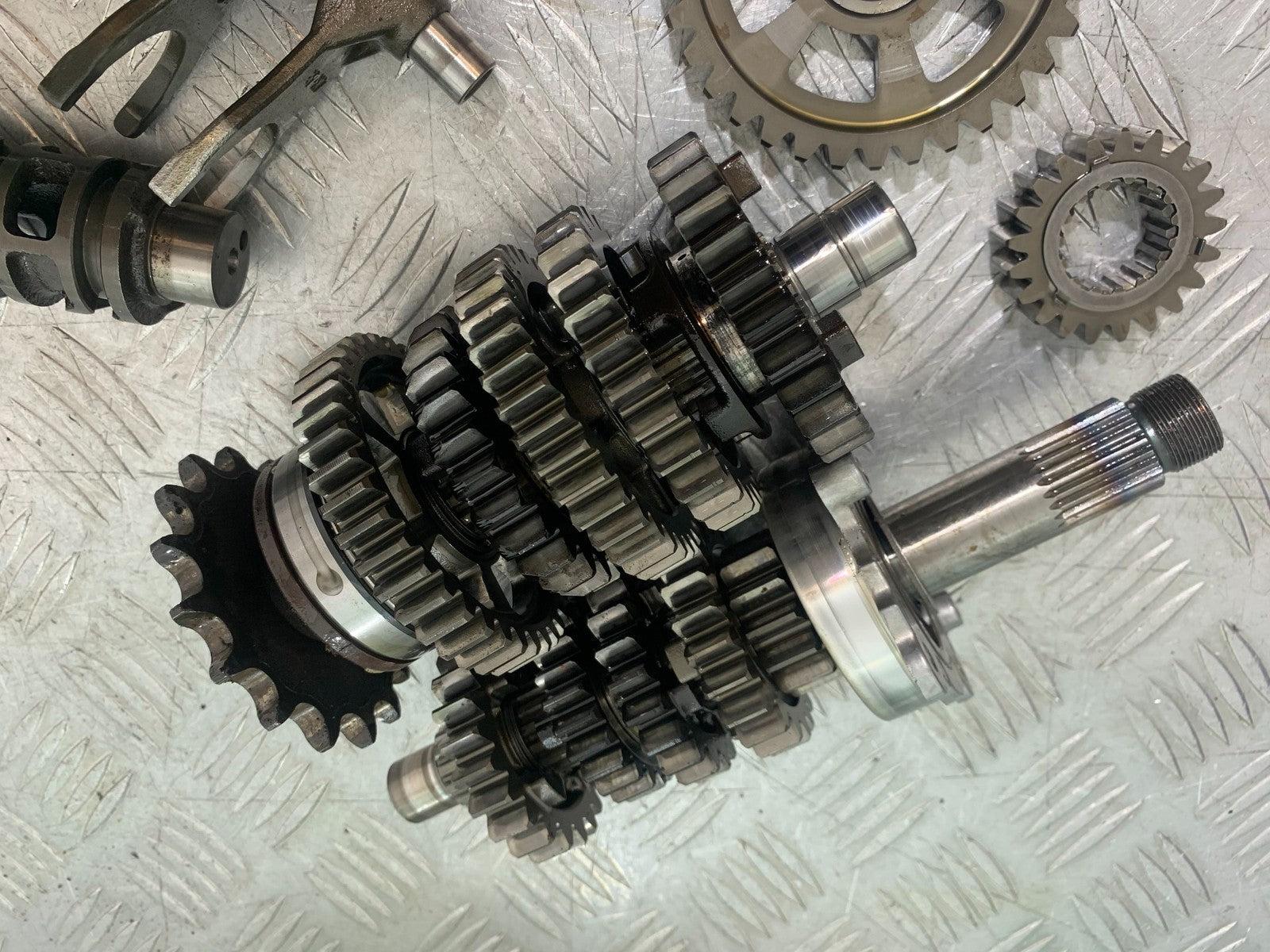 TRIUMPH 675 STREET TRIPLE R GEARBOX GEAR BOX   YEAR 2012 (CMB1221)