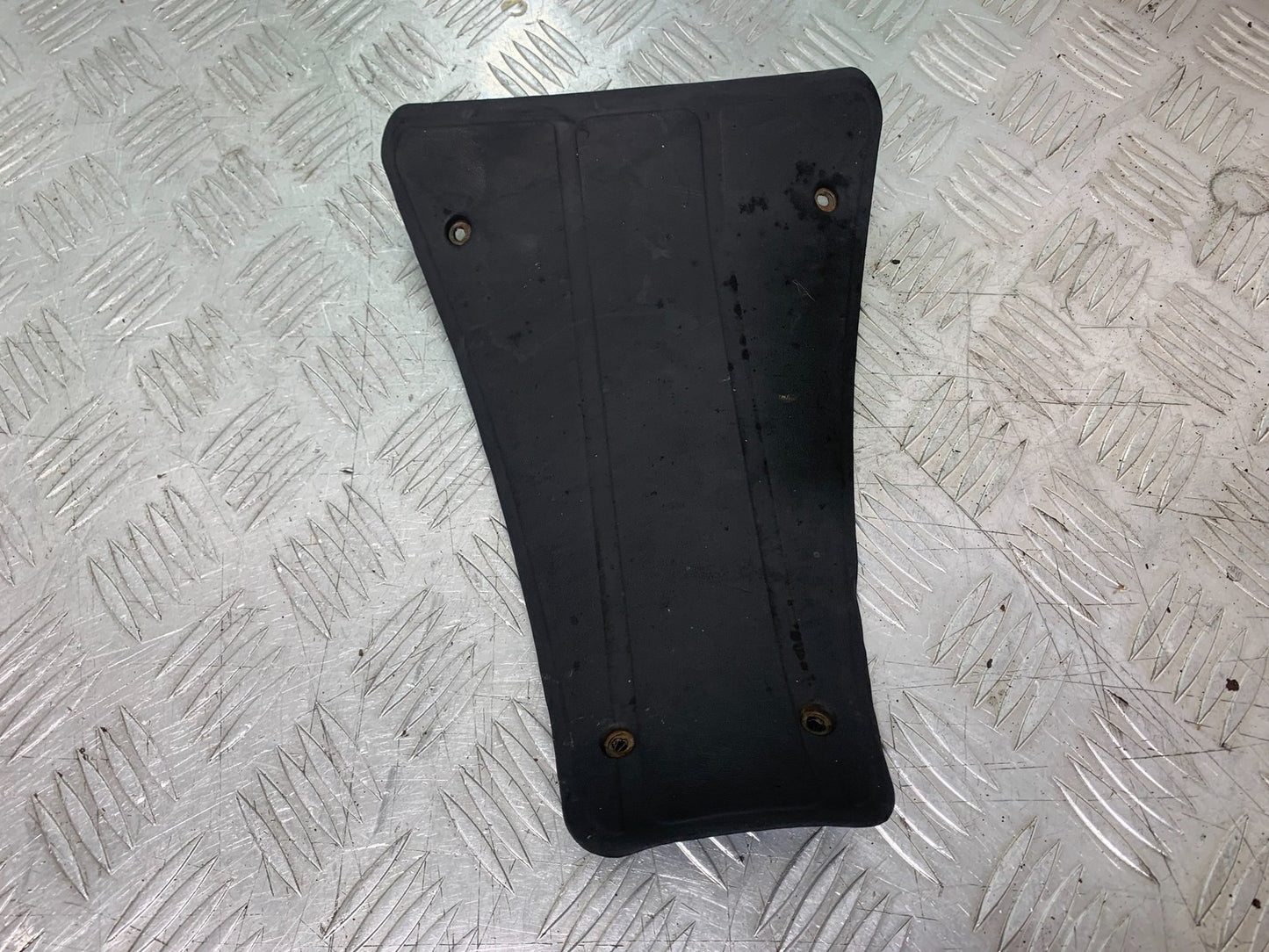 PIAGGIO VESPA GT125 L  INFILL PANEL YEAR 2003  (CMB1300)