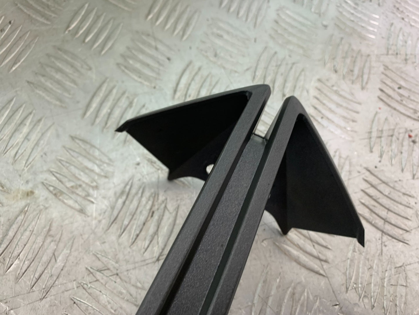 KTM 390 ADVENTURE MOUNTING BRACKET   YEAR 2020-24 (CMB1240)